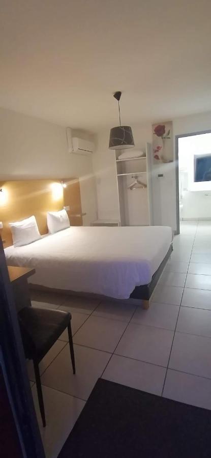 Hotel Le 15 Perigueux Coulounieix-Chamiers Exteriör bild